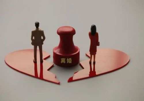 证人作证审判人员应当提前通知吗？